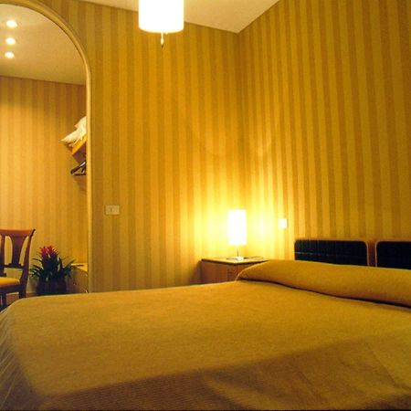 Hotel Lemon Garden à Rome Extérieur photo