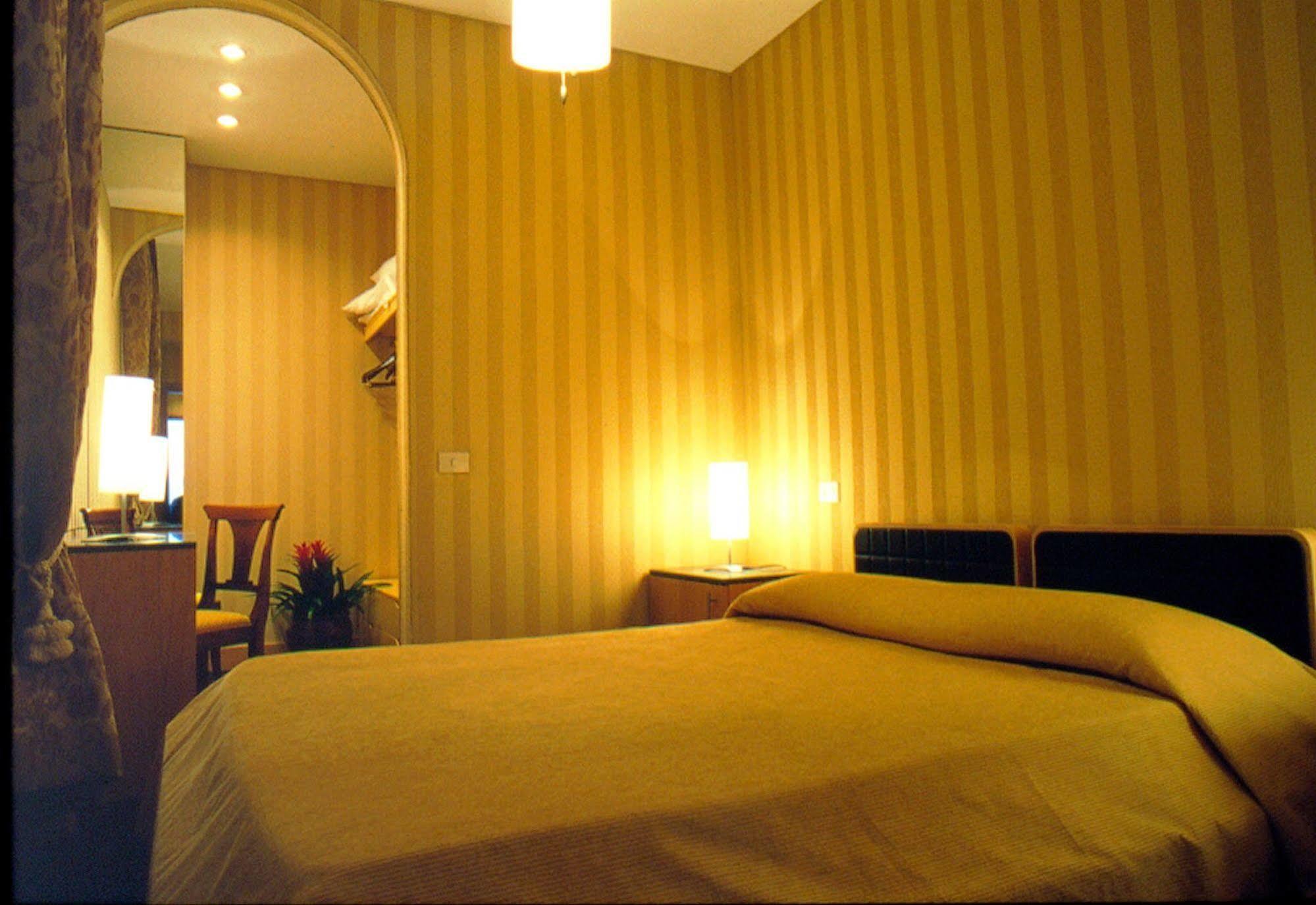 Hotel Lemon Garden à Rome Extérieur photo